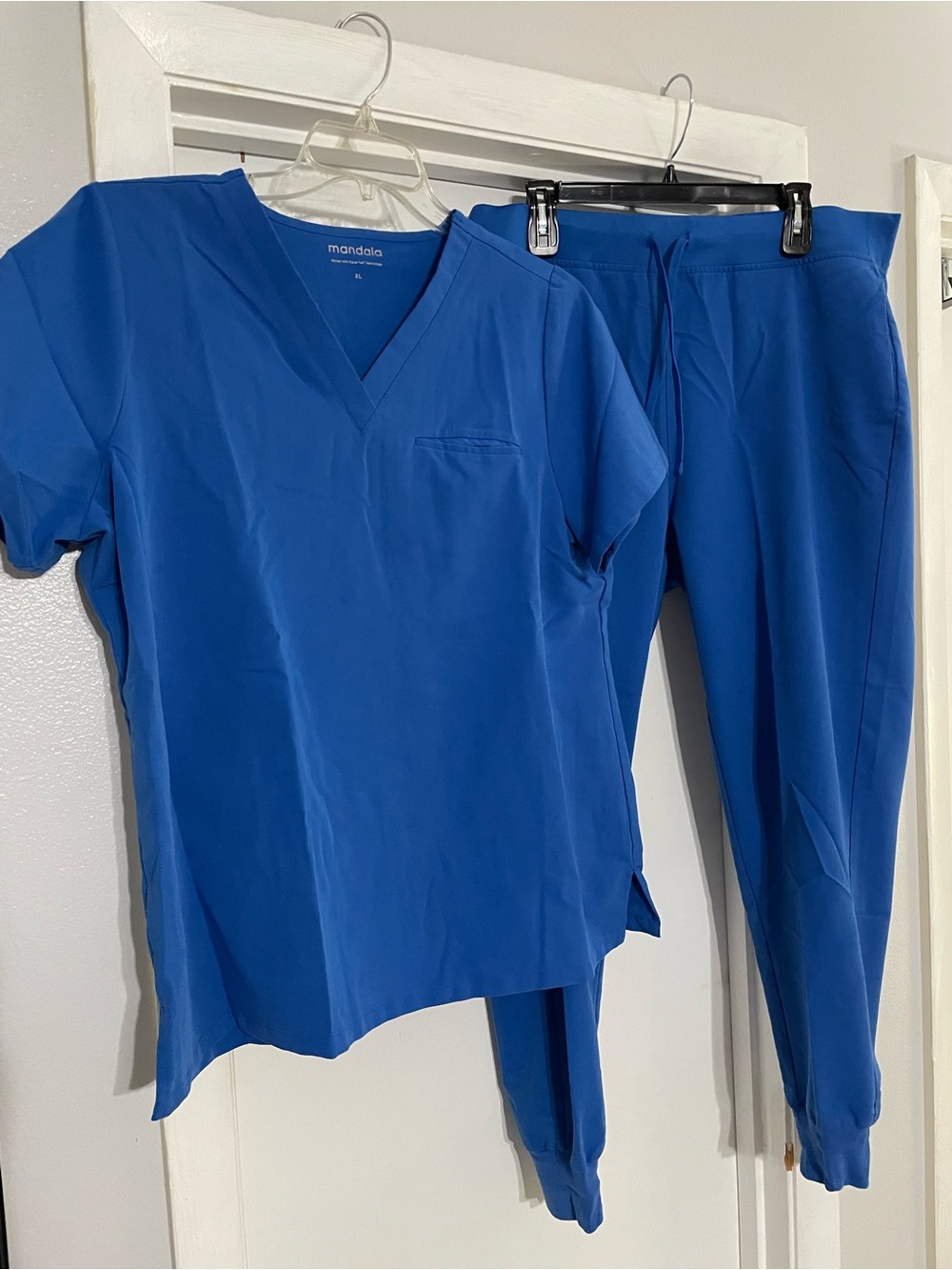 XL Mandala Women's Scrub Set in Royal Blue - V-Neck Top & Jogger Pants